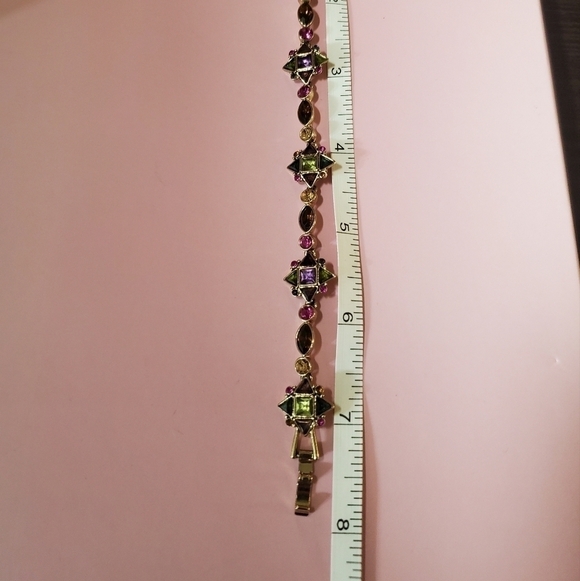 Gold color Vintage bracelet and vintage Sarah Coventry brooch - Picture 11 of 13